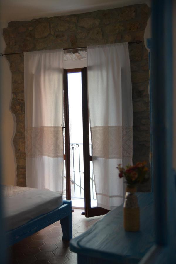 Regnos Altos Boutique Rooms Боза Екстериор снимка